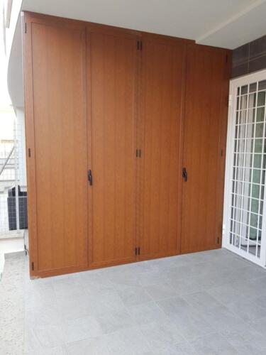 21 - armadio-in-alluminio-colore-ciliegio