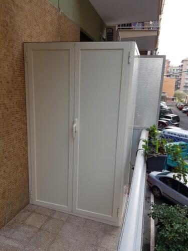65 - mobile a due ante colore avorio