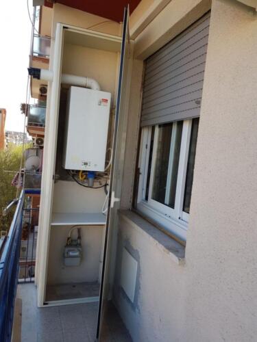 89 - mobile copricaldaia avorio