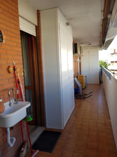 99 - mobile-da-balcone-bianco