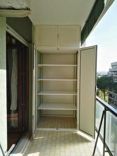 102 - mobile-da-balcone-con-ripiani