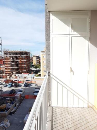 47 - mobile esterno bianco